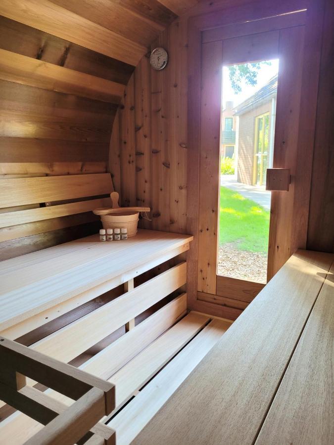 Retro Chic Wellness Met Hottub & Sauna Ewijk Exterior foto